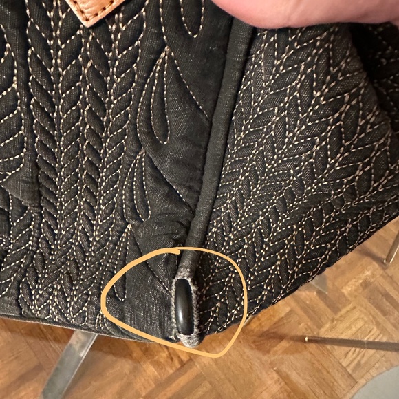 Vivienne Westwood Quilted Orb Handbag- PRICE IS FINAL AND NON-NEGOTIABLE - Picture 14 of 14